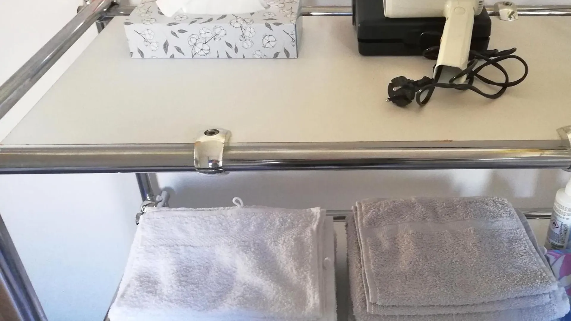 Modern Eingerichtetes Zimmer Múnich Apartamento